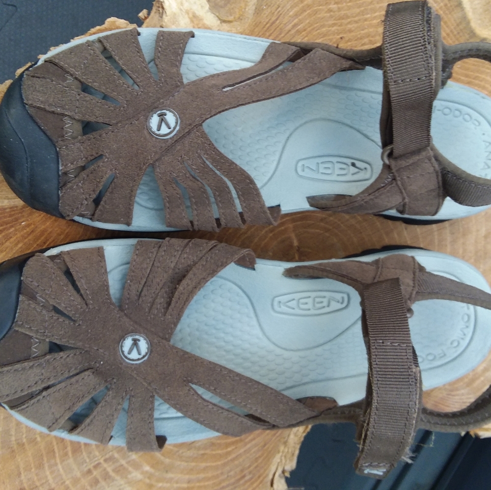 KEENS  Rose Sandals